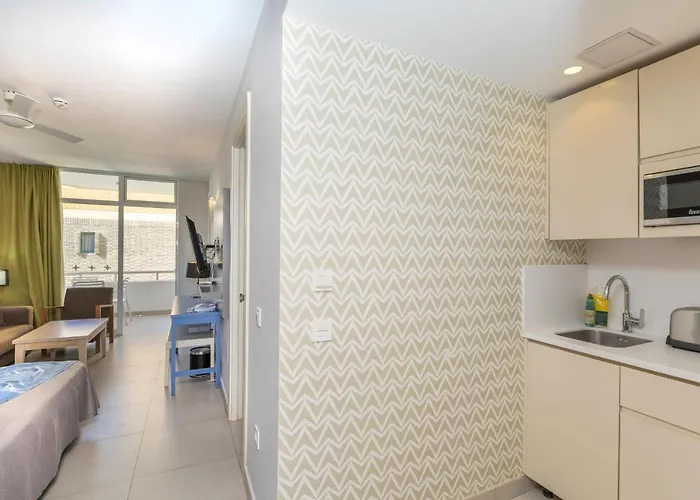 Livvo Veril Playa Hotel 3*