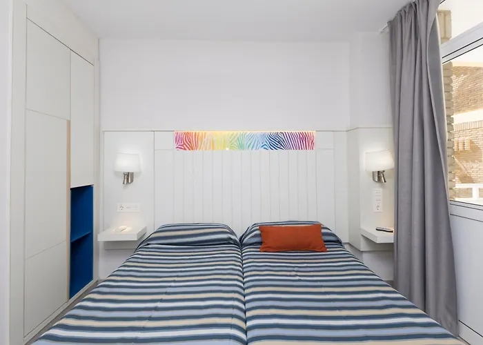 Livvo Veril Playa Отель 3*