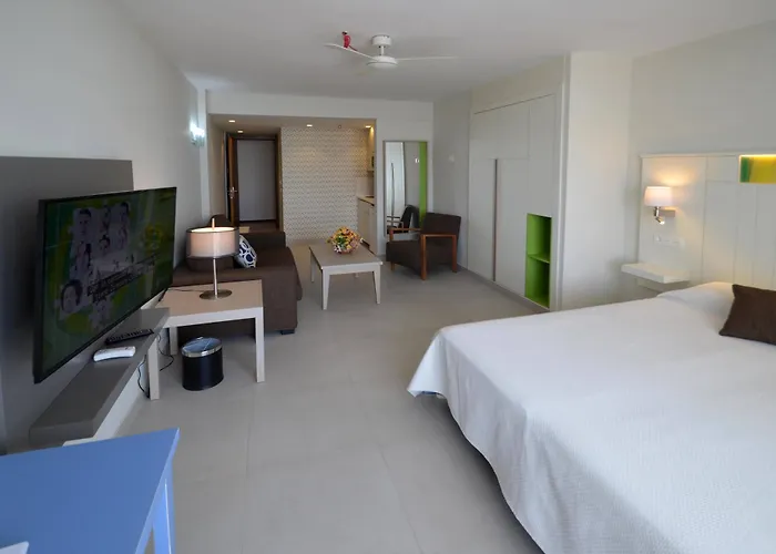 Livvo Veril Playa Hotel