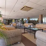 酒店 威利海滩公寓式酒店 3*