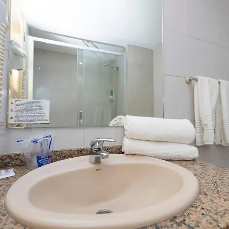 Otel Livvo Veril Playa 3*